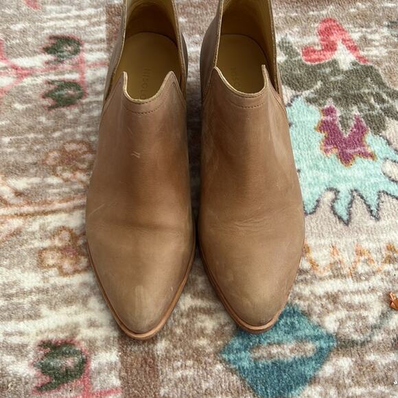 Nisolo Mia Everyday Ankle Boot - Picture 5 of 6